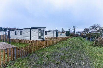 022 Chalet Schelp   Camping Duinhoeve Zeeland | omheind en licht | Maireweg 7