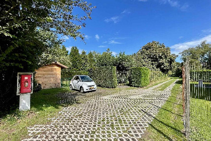 022 Comfortabel vakantiehuis voor 6 personen met een omheinde tuin in Burgh Haamstede