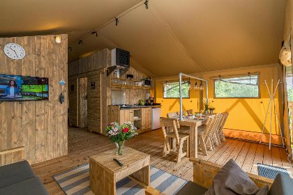 002 Glampinglodge 7p