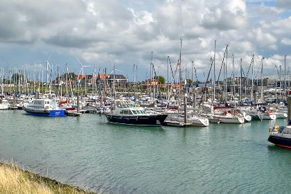 033 Coast and Calm 63