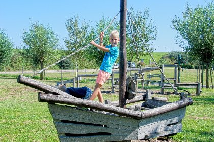 037 Coast and Calm 63