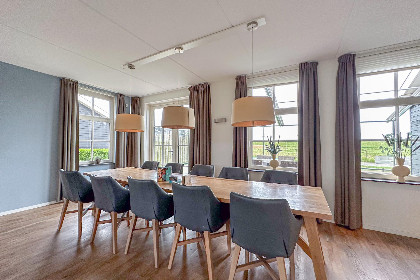 005 huis nummer 37