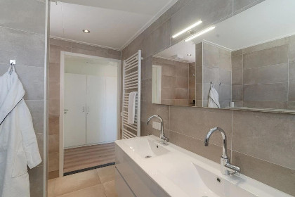 008 huis nummer 71