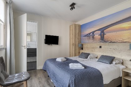 014 Meer Lounche