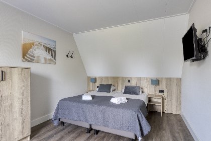 020 Meer Lounche