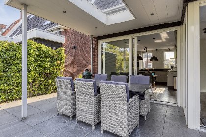 027 Meer Lounche