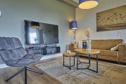 005 SeaLuxe Residence 27C