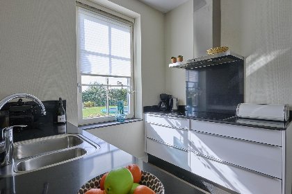 007 SeaLuxe Residence 27C