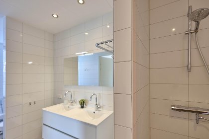 016 SeaLuxe Residence 27C