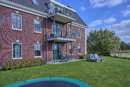 025 SeaLuxe Residence 27C