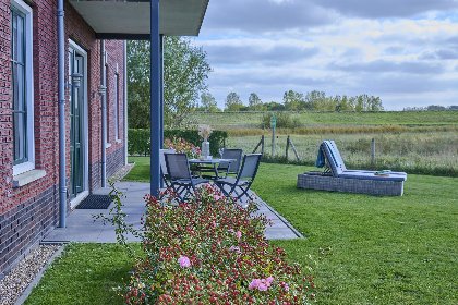 029 SeaLuxe Residence 27C