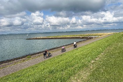 034 SeaLuxe Residence 27C