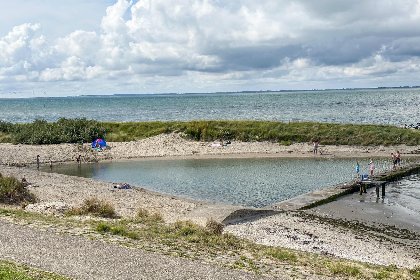 013 SeaLuxe Suite 27D