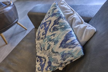 007 SeaLuxe Suite 27i