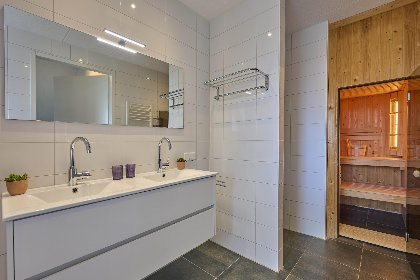 020 SeaLuxe Suite 27i