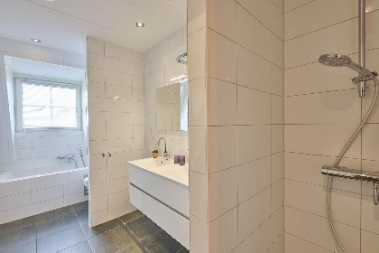 022 SeaLuxe Suite 27i