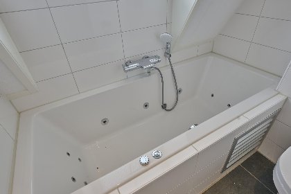 024 SeaLuxe Suite 27i