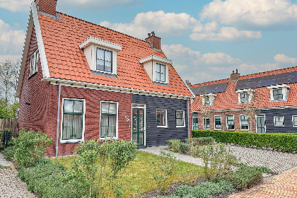 001 Villa Superieur 64