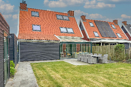 022 Villa Superieur 64