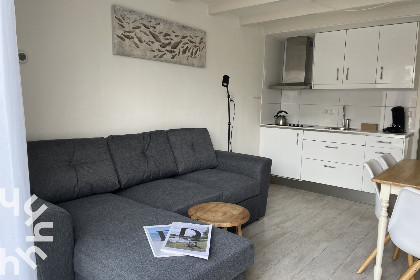 009 Gezellig Tiny house met eigen parkeerplaats tegen het centrum van Domburg