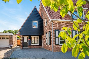 Ibiza stijl vakantiewoning voor 5 personen met omheinde tuin nabij strand en centrum | Brouwersbuurt 23a   Domburg