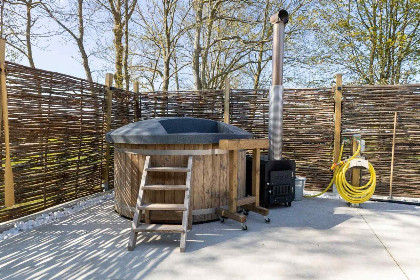 002 Luxe 8 persoons vakantiehuis met sauna in Eede