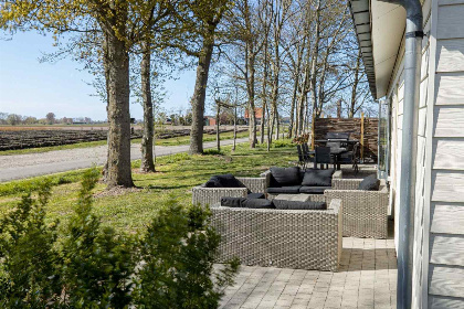 008 Zeer luxe 8 persoons vakantiehuis met sauna in de buurt van Sluis