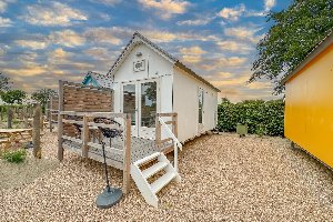 Surfers Cabin