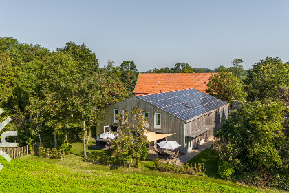 013 8 persoons vakantiewoning op gezellige recreatieboerderij in Grijpskerke, Walcheren