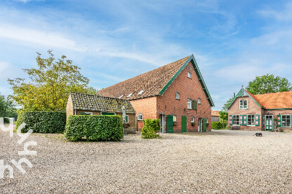 006 Fantastische 9 persoons vakantiehuis in Grijpskerke centraal gelegen in Walcheren