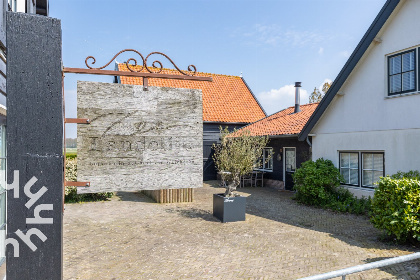 015 Vakantiewoning Dirk zijn twee vakantiewoningen in een gebouw boven elkaar