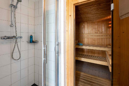 026 Luxe 6 persoons vakantiehuis met sauna in Zeeuws Vlaanderen