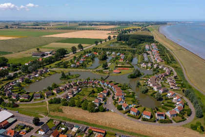 033 Luxe vrijstaand vakantiehuis aan het water, met sauna in Zeeland