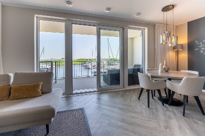 001 Harbour Loft 1J | Residence Marina