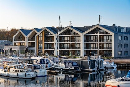011 Harbour Loft 1J | Residence Marina