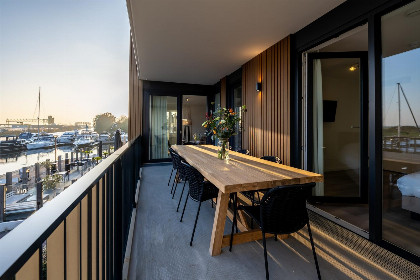 006 Harbour Loft 1K | Residence Marina