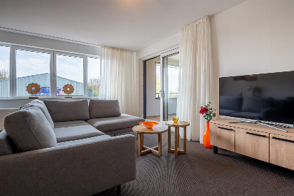 002 Harbour Loft 1N | Residence Marina