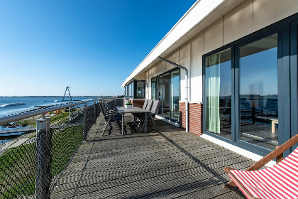 001 Penthouse XL | Schotsman Watersport