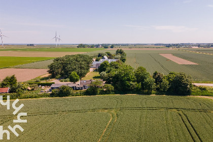 018 Prachtig 6 persoons vakantiehuis met grote tuin en uitzicht op landerijen in Kamperland