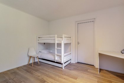 004 Reiger aan het Meer