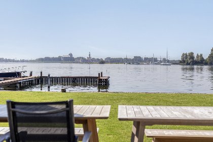 035 Reiger aan het Meer