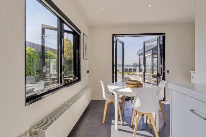 039 Reiger aan het Meer