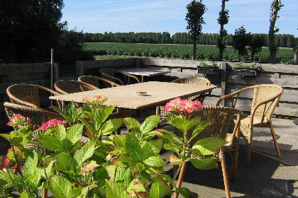 028 Vakantiehuis voor 6 personen gelegen in de polder van Kamperland