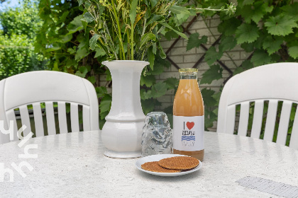 012 Vrijstaande 6 persoons bungalow met een grote natuurlijke tuin