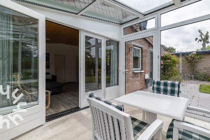 005 Vrijstaande bungalow met een serre vlakbij het Veerse Meer