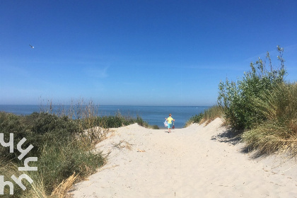 007 Vrijstaande bungalow met een serre vlakbij het Veerse Meer