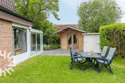 008 Vrijstaande bungalow met een serre vlakbij het Veerse Meer