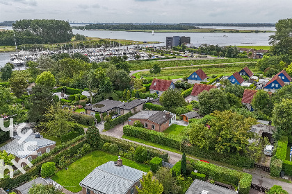 014 Vrijstaande bungalow met een serre vlakbij het Veerse Meer