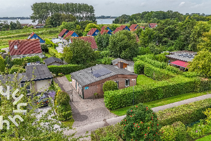 020 Vrijstaande bungalow met een serre vlakbij het Veerse Meer