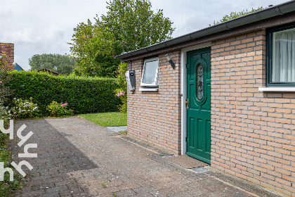 029 Vrijstaande bungalow met een serre vlakbij het Veerse Meer